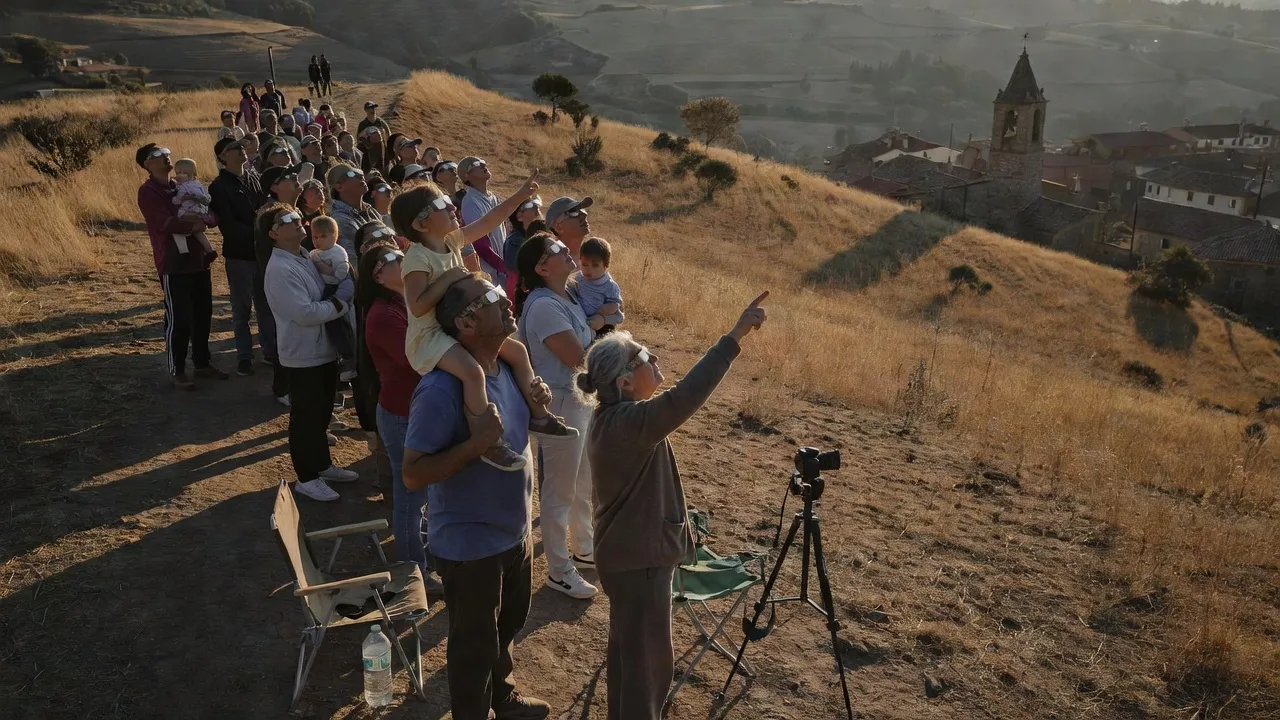 L'éclipse totale du 12 août place l'Espagne sous l'ombre — et sous la pression de 446 000 visiteurs