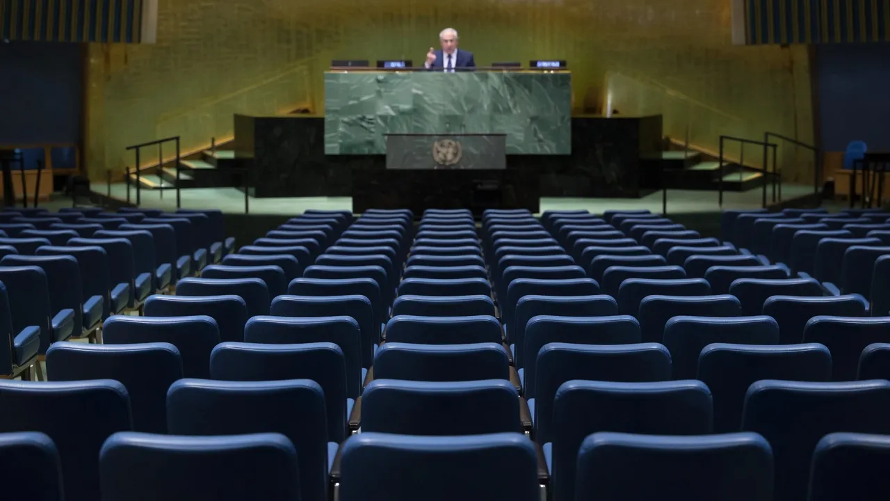 Netanyahou qualifie l'accusation de génocide de « plus grand mensonge du siècle » à l'ONU, devant une salle vidée