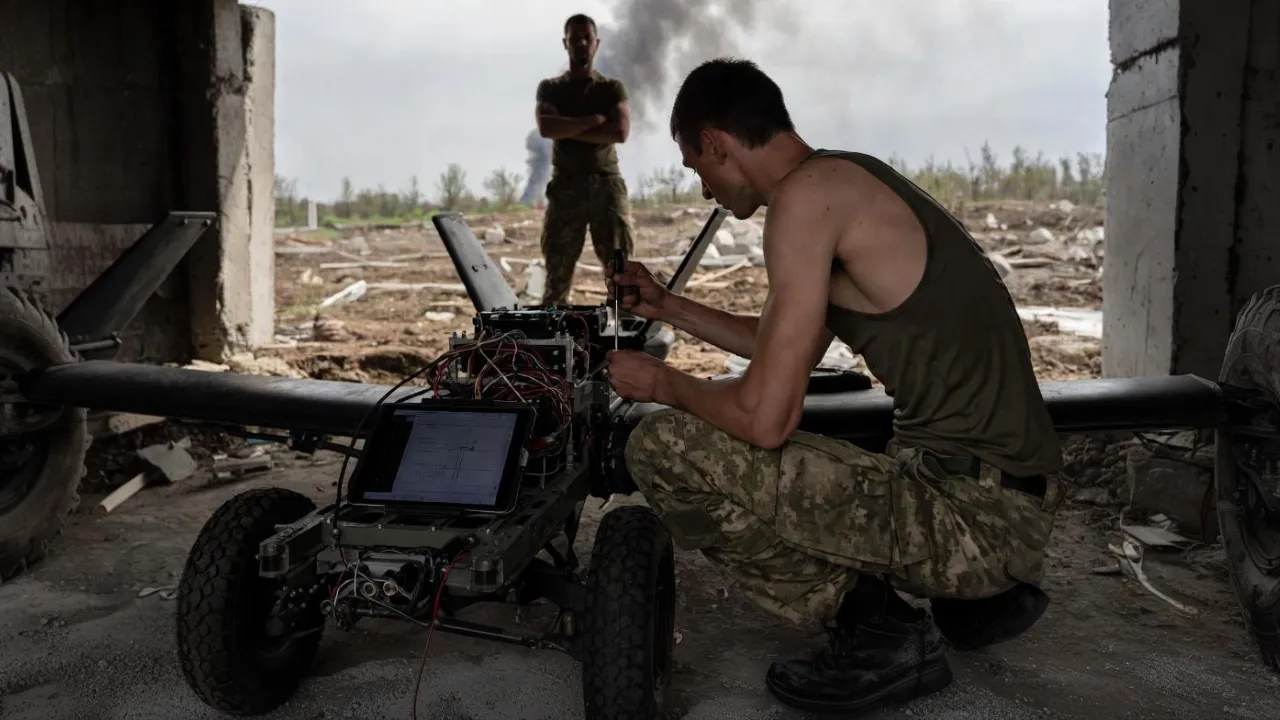 Ukraine: War Turns to Robotics as Kim Jong-un Opens Museum for Moscow's Fallen Soldiers